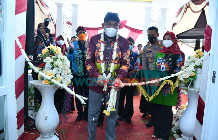 Maksimalkan Pelayanan Kesehatan, Bupati Sumenep Resmikan Puskesmas Megah Legung dan Masalembu