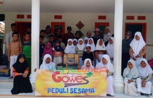 Peduli Sesama, Komunitas Goes Pamekasan Gelar Baksos di Pulau Giliraja