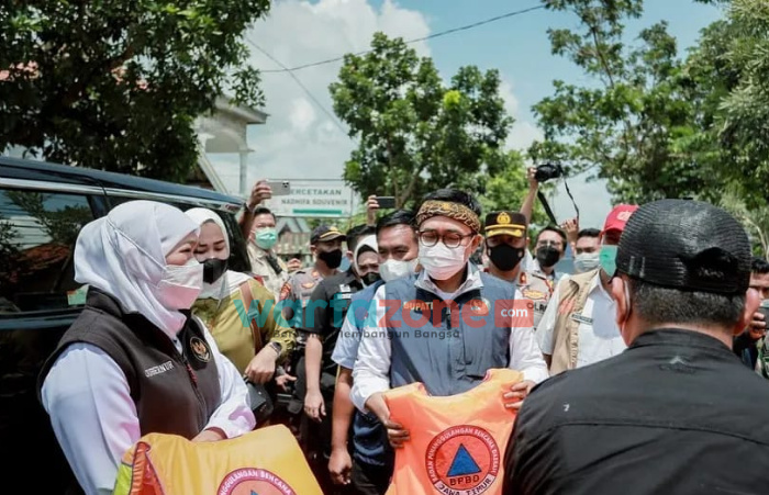 Bupati Baddrut Tamam Dampingi Gubernur Jatim, Sambangi Korban Banjir di Pamekasan