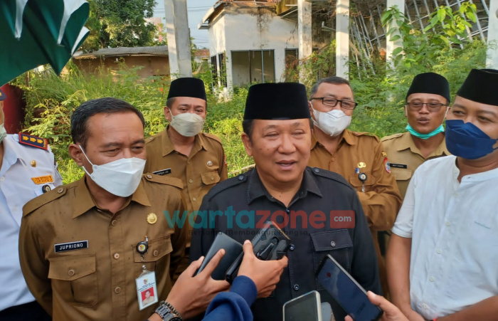 Bupati Hendy Tinjau Bangunan Pendapa Kecamatan Jenggawah yang Ambruk