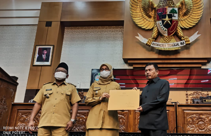 Foto: DPRD Kabupaten Banyuwangi menggelar sidang paripurna penyampaian Laporan Keterangan Pertanggungjawaban (LKPJ) Bupati Banyuwangi tahun anggaran 2021.