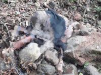 Foto: Jenazah Mister X saat ditemukan seorang warga di perbukitan lereng Gunung Argopuro, Kecamatan Panti, Sabtu (9/4/2022).