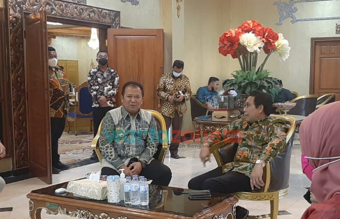 Menteri Desa Tawarkan Bupati Jember Kembangkan Potensi Pisang Cavendish