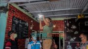 Pemkab Pamekasan Bersama PLN UP3 Datangi Rumah Warga Terdampak Banjir, Serahkan Sembako dan Lampu Emergency