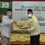 Permudah Pembuatan KartaNU, Bupati Sumenep Serahkan Bantuan Printer