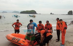 Antisipasi Laka Laut di Pantai Watu Ulo dan Papuma, 30 Relawan BPBD Berjaga 24 Jam