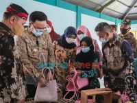 Bupati Pamekasan Ajak Masyarakat Kembangkan Perekonomian dengan Mencintai Produk Lokal