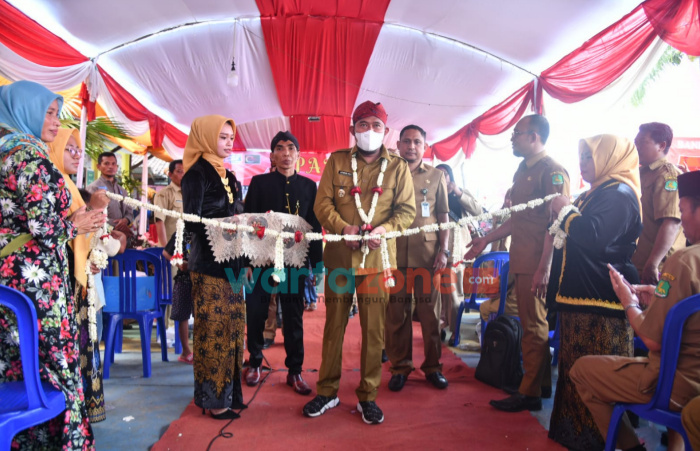 Bupati Sumenep Hadiri Pameran Karya dan Budaya Siswa SDN Juluk II Saronggi