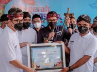 Menparekraf Sandiaga Uno Kunjungi Desa Wisata Keris Aeng Tongtong Sumenep.