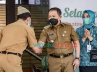 Apel Hari Pertama Pasca Idul Fitri 1443 H, Bupati Jember Ingatkan Pegawai Soal Semangat Gotong Royong