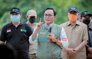 Bupati Mas Tamam Terus Dorong Kesejahteraan Petani Tembakau