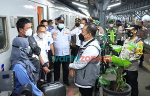 H-1 Lebaran, Bupati Jember Bersama Jajaran Forkopimda Keliling dan Pantau Persiapan Angkutan Mudik
