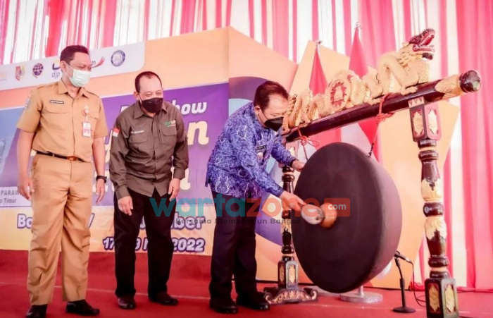Pemprov Jatim Bersama Pemkab Jember Buka Layanan Mobile, Permudah Nelayan Urus Surat Izin