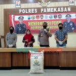 Polres Pamekasan Amankan Truk Bermuatan 9 Ton Pupuk Bersubsidi Asal Sumenep
