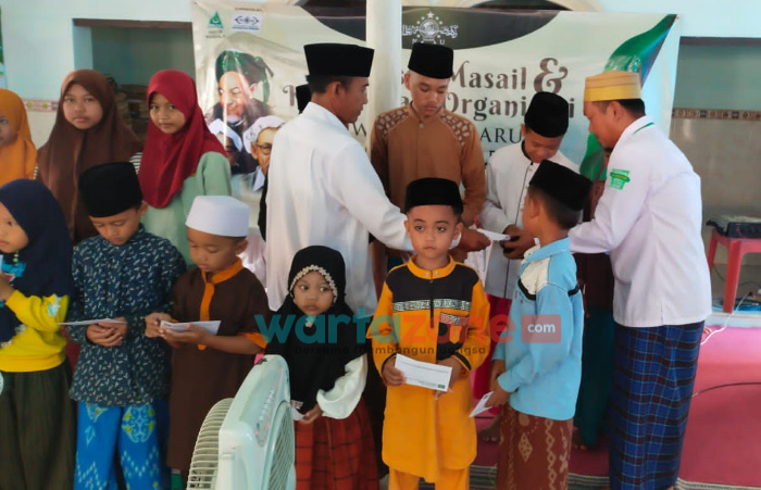 Salurkan Infak dan Sedekah Donatur, Lazisnu MWCNU Rubaru Rutin Gelar Santunan Anak Yatim