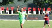 Semangat Kebersamaan Sambut Porprov Jatim 2022, Kominfo Jember Tanding Sepak Bola dengan Wartawan