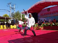 Silaturrahim di Pulau Sapeken, Bupati Sumenep Disambut Pencak Silat Suku Bajo