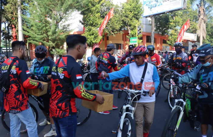 Tebar Edukasi Prokes dan Lalulintas, Polres Bondowoso Gelar Fun Bike Hari Bhayangkara ke-76