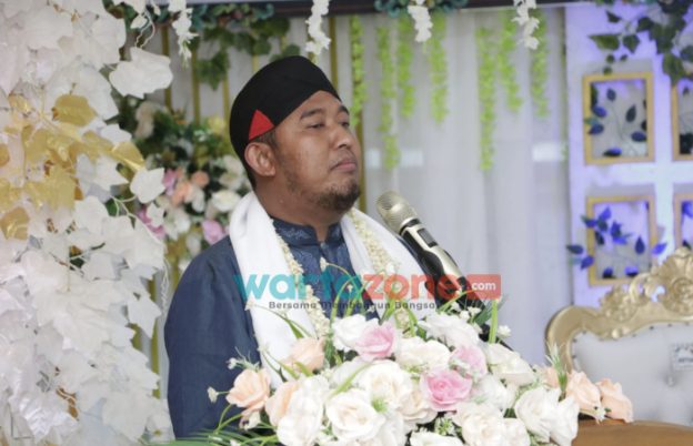 Terima Aspirasi Warga Pulau Raas, Bupati Sumenep Pastikan Perbaiki Jalan dan Pelabuhan