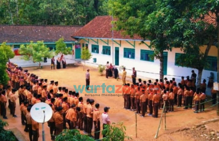 Yayasan Al-Jailani Candi Gelar Kemah Bersama, Asah Potensi Siswa