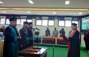 Halili Yasin Resmi Menggantikan Fathor Rahman Sebagai Ketua DPRD Pamekasan
