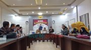 Foto: Pengurus Daerah PABPDSI Kabupaten Sumenep, saat menggelar Ngobras Desa (Ngobrol Santai Seputar Desa) bertempat di aula kantor DPMD Sumenep. Selasa, 5 Juli 2022.