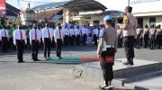 5 Anggota Reskrim Jajaran Polres Pamekasan Terima Penghargaan dari Kapolres