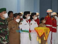 Bupati Ya'atulo Gulo Kukuhkan 31 Paskibraka Kabupaten Nias