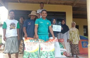 Jelang Musim Tanam Tembakau, Pemkab Sumenep Salurkan Bantuan Pupuk kepada Petani