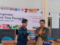 KKN Unej Akui Program Pembuatan Website Baru Untuk Desa Poncogati Merupakan Saran Dari Camat