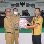 Pemkab Nias Sampaikan KUA dan PPAS Kepada DPRD