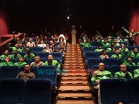 Rayakan HUT ke-77 RI, Ratusan Mitra Pengemudi Grab di 6 Kota Nonton Film Besutan Sineas Indonesia