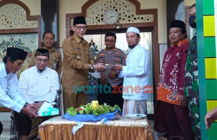 Resmikan Masjid Al-Maksum, Wabup Jember_ Mudah-Mudahan Bisa Meningkatkan Keimanan Masyarakat