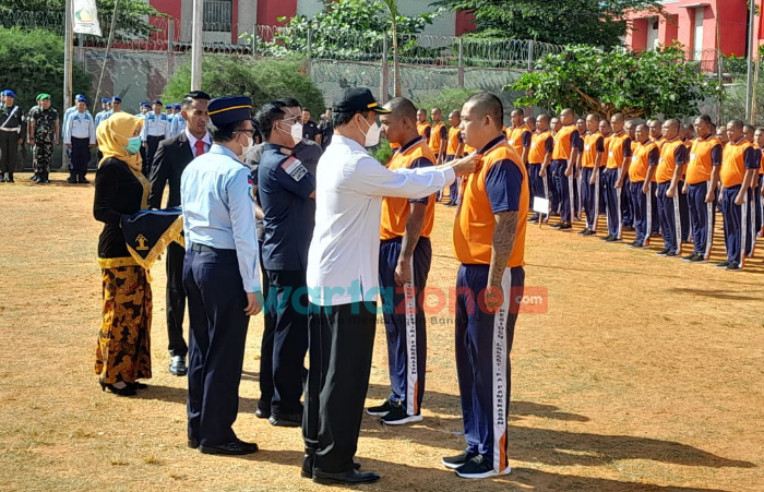 Wabup Fattah Jasin Harap WBP Lapas Narkotika Pamekasan Bisa Mandiri Setelah Kembali ke Masyarakat