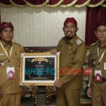 Apik Kelola Keuangan Desa, Pemdes Lobuk Raih Penghargaan Prospektif Good Governance