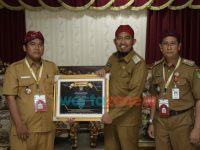 Apik Kelola Keuangan Desa, Pemdes Lobuk Raih Penghargaan Prospektif Good Governance