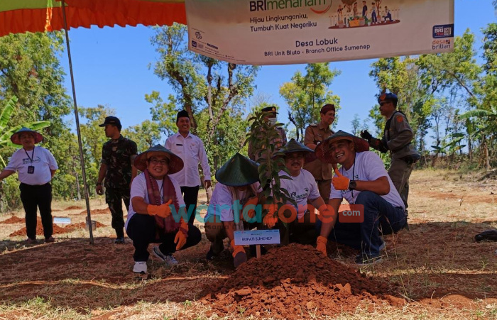Konsisten Perkuat ESG, Program BRI Menanam Digelar di Desa Lobuk Sumenep