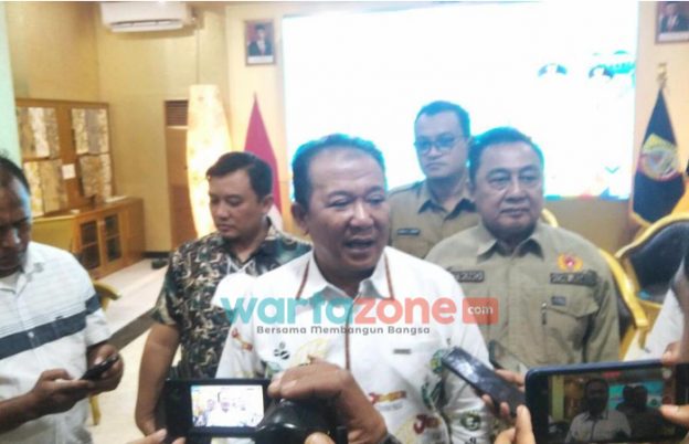 Tangani PMK, Bupati Jember Pertimbangkan Penutupan Pasar Hewan dan Libatkan Relawan