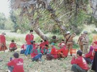 Tingkatkan Pengetahuan Petani Tembakau Sumenep Lewat Sekolah Lapang