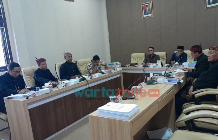 BPK Askumnas Lakukan Audiensi Pengadaan Langsung dan Tender Bersama Komisi III DPRD Pamekasan