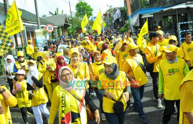 Dekatkan Golkar di Basis Pedesaan Lewat Jalan Sehat di Lumajang