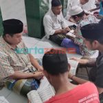 Foto: Sejumlah tahanan dan warga binaan Rutan Kelas IIB Sumenep saat belajar membaca Iqro'.