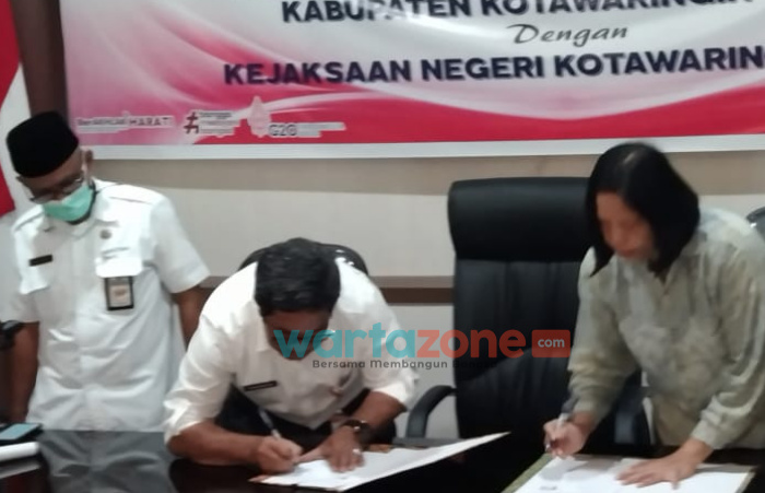 Perjanjian kerjasama Badan Pendapatan Daerah Bersama Kejari Kotawaringin Timur