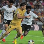 Robert Lewandowski Antar Barcelona Ke Puncak Klasemen