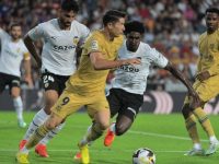 Robert Lewandowski Antar Barcelona Ke Puncak Klasemen