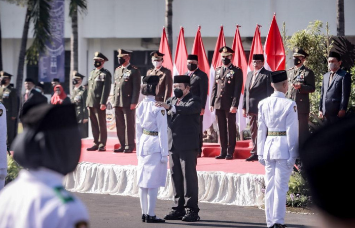 Sejumlah Pelajar Dikukuhkan Menjadi Paskibraka Kabupaten Jember 2022