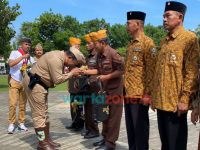 Bupati Bersama Pejabat di Lingkungan Pemkab Jember Kenakan Pakaian Ala Pejuang di Peringatan Hari Pahlawan