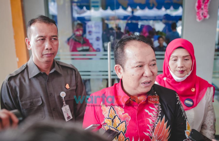 Bupati Hendy Resmikan Ruangan Administrasi Dispendukcapil Jember