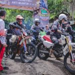 Bupati Jember Lepas Ribuan Peserta Adventure Trail di Pantai Papuma