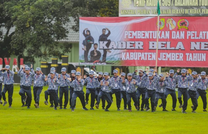 Gembleng Pesilat di Jember, Bupati Hendy_ Melalui Pendidikan Silat Akan Dibentuk Jadi Kader Bela Negara
